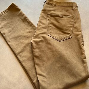 Banana Republic Traveler Pant